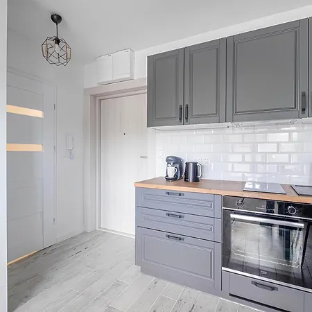 Apartament Flatbook Rodzinne Z Parkingiem, Placem Zabaw I Wiatą Grillową *