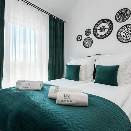 Apartament Flatbook Rodzinne Z Parkingiem, Placem Zabaw I Wiatą Grillową *